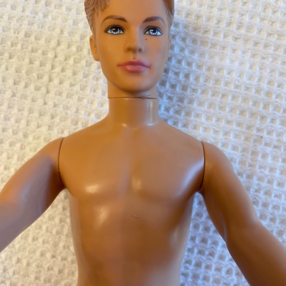 Ken poseable assorted dolls lot of 4 mattel - Picture 2 of 9